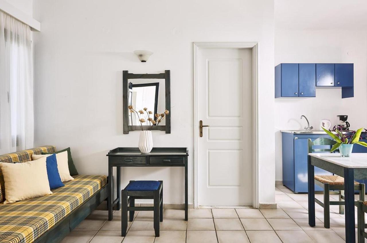 Eva Suites & Apartments Agia Marina Extérieur photo