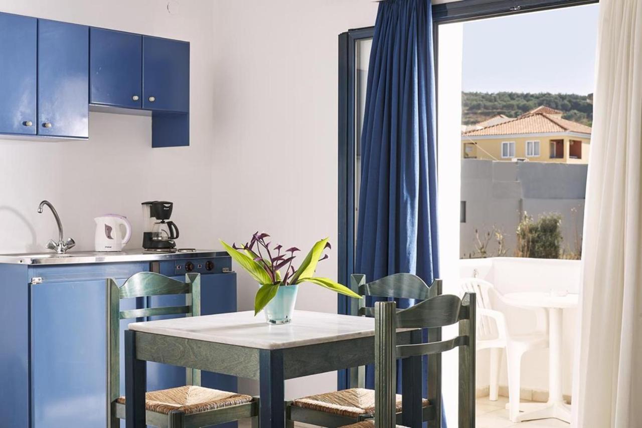 Eva Suites & Apartments Agia Marina Extérieur photo